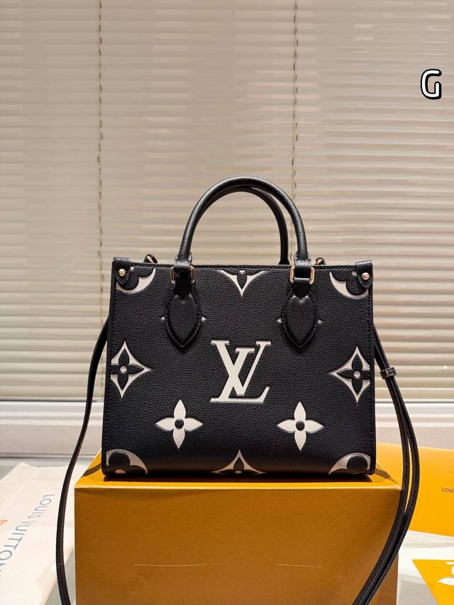 复刻版 牛皮 Lv Onthego丛林包 时尚托特包 全套包装 折叠礼盒 原单品质 Lv A B面喷绘 Onthego妈咪袋 性价比之王这是一款超赞的包型，灵感