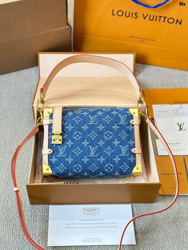 牛仔 谷爱凌同款 小箱子 Lv Side Trunk 谷爱凌 盒子包 箱子包 24新款！是软软的小箱子 很多精致的小细节在里面 大 容量又实用又好凹造型 长短肩