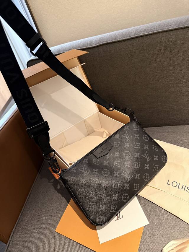 折叠礼盒包装 2024新款 Lv 路易威登 Wallet On Chain Ivy牛仔腋下包 麻将包 尺寸24Cm