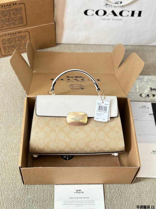 牛皮版本 Coach 新品 Eliza 系列手提包 Coach新品来咯 全新系列eliza 系列链条包 员8 适合日常出行和旅游出行使用 方便的链条可以斜挎或者