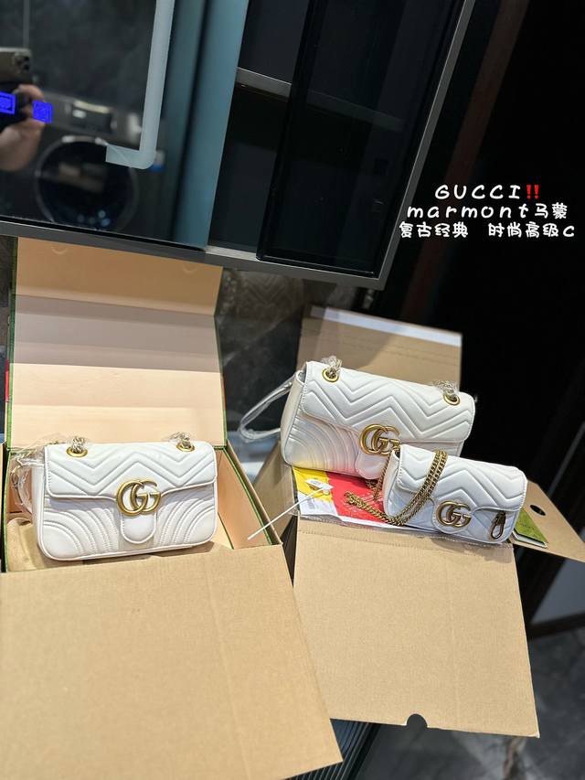 礼盒包装 Gucci Marmont 马蒙 链条包gg 简洁大方又不失高级感软软糯糯太有质感了不管是搭配休闲运动还是时装短裙都可以轻松驾驭绝对的时尚百搭颜值超高