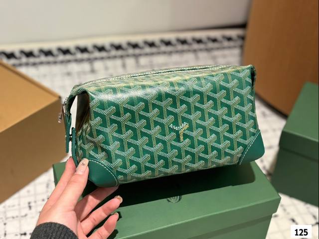 配盒子 Goyard Nba球星最爱的手拿包！洗漱包 #Goyard 戈雅狗牙包 原单品质 不是定型的有多种使用方式 尺寸24 13