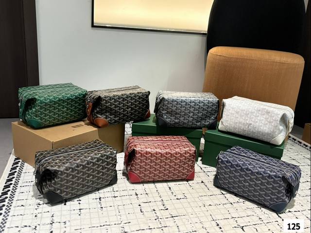 配盒子 Goyard Nba球星最爱的手拿包！洗漱包 #Goyard 戈雅狗牙包 原单品质 不是定型的有多种使用方式 尺寸24 13