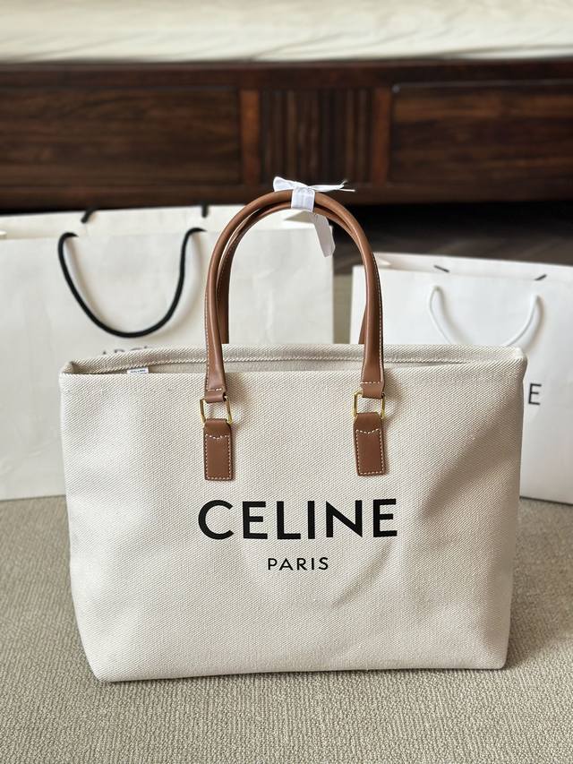 帆布 Celine 24Tote购物袋 整只包简洁利落，满满的舒服帆布袋！ Celine 赛琳 Cabas Phantom沙滩包帆布购物袋水桶包新品购物袋 连韩