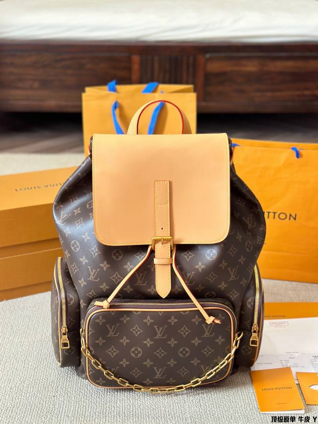 顶级原单 牛皮 Louis Vuitton Lv Trio 链条 双肩 背包 书包 Lv Petite Malle ，这款一出几乎疯抢翻！风格个性时尚 Loui