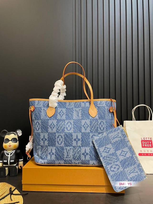 配折叠礼盒 Lv 中古 牛仔 Nf 购物袋 Neverfull 购物袋！入门级的款式哦！绝对的终身款！此物经典不言而喻！街拍和实用都是非常Nb的选择！大家拿到后