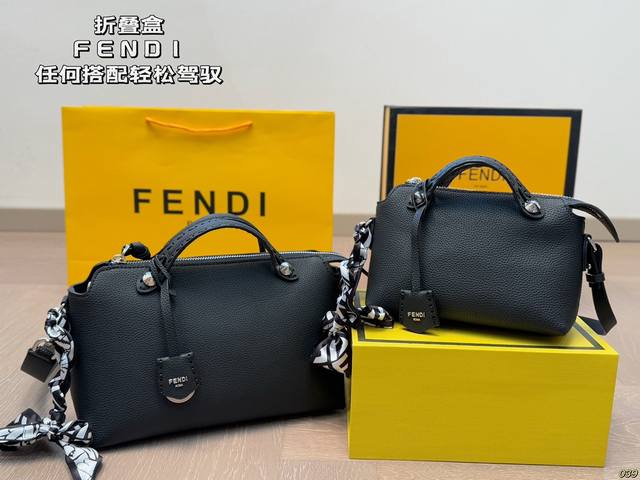 6色 折叠盒 Fendi 芬迪By The Way波士顿包 皮质柔软，高级感满满～ 无敌能装又耐造，质感超 手提单肩，男女都能驾驭！ 通勤出街必备，所有场合都能