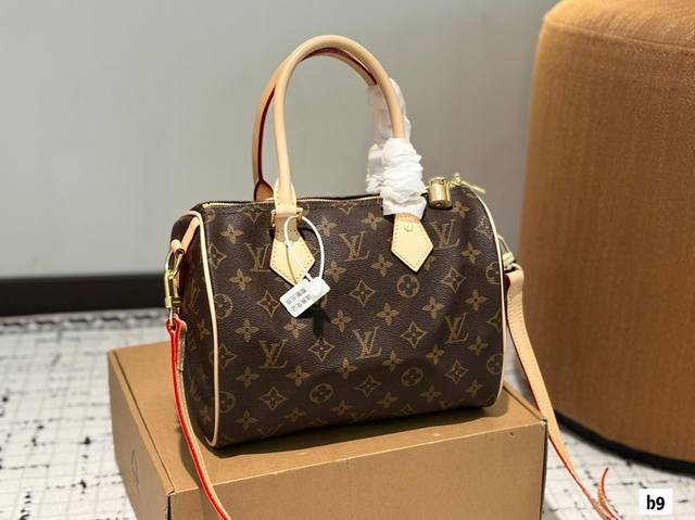 芯片 Lv Speedy 25枕头包 Lv 新款系列 City Keepal手袋,全网首发 Lv Speedy Nano 枕头包这款Retiro 手袋以标志性