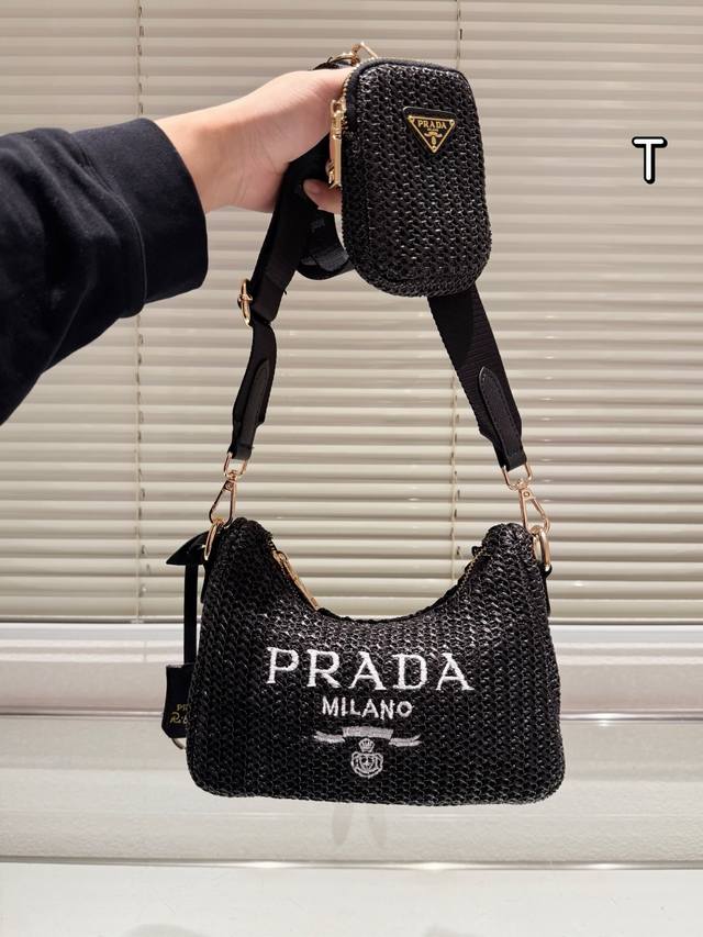 Size：23.13Cm Prada Hobo草编腋下包 看到实物真的堪称完美！ 包装 设计超级方便和舒服！