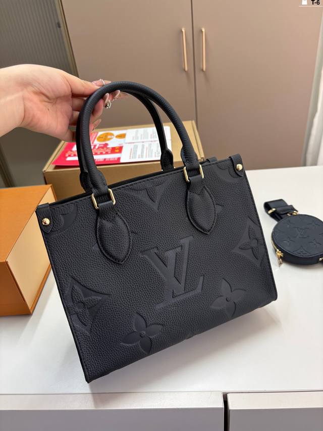 Lv Onthego Bb丛林托特包 路易威登Lv 老花 Logo Onthego 作为经典款之一，它是有绝对的优势 T-6尺寸25×20折叠盒飞机盒