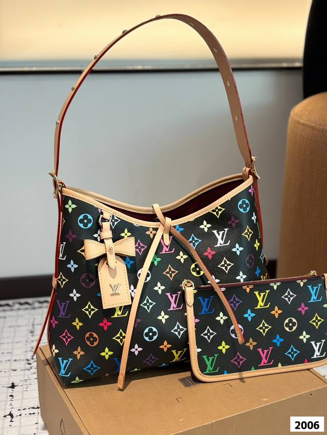 Lv Carryall Lv尤物人间白三彩真漂亮啊白三彩系列每一只都值得收藏，又可以搭配俏皮可爱下次想试试洒脱一点穿搭彩色老花 五彩缤纷的少女心满出来这只包适配