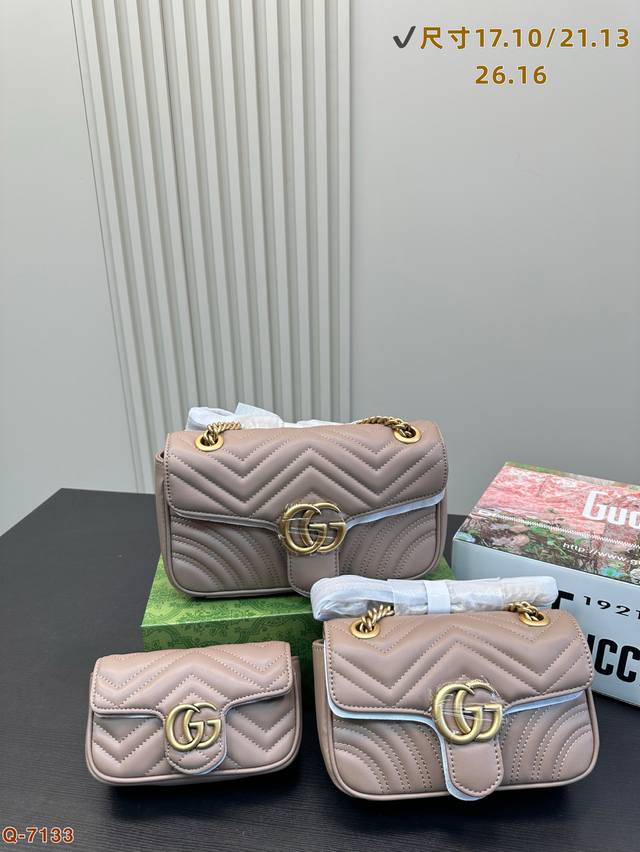 免税店全套包装 配小镜子 Gucci 酷奇 新款马蒙 Marmont 再现复古摩登双G 刺绣爱心单肩包斜挎包女包 美到无法无天的款式 今年简直引领时尚最In 元