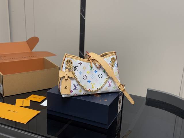 配折叠盒飞机盒 Size：26*17Cm Lv 最强者Carryall， 可爱休闲都Ok哈 Carryall是真的强！ 性价比无比在线了 搜索Carryall